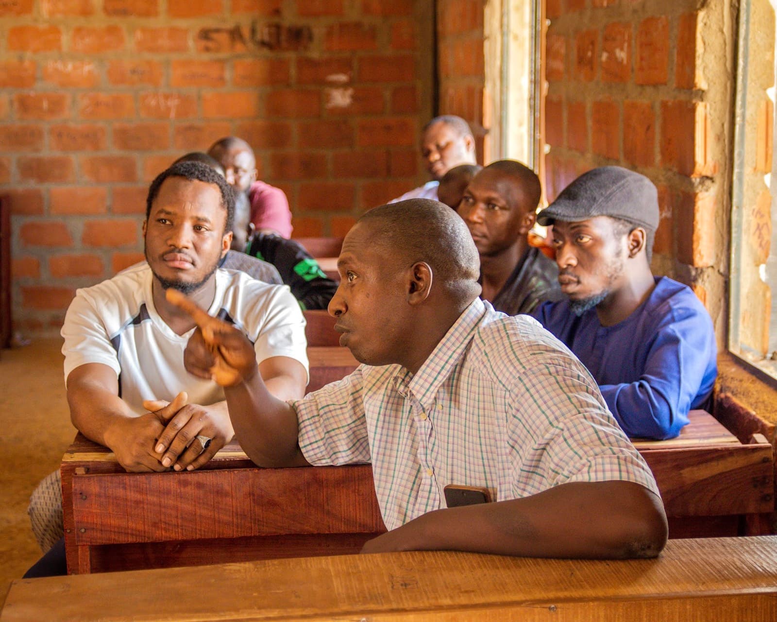 Participants listening during the literacy session